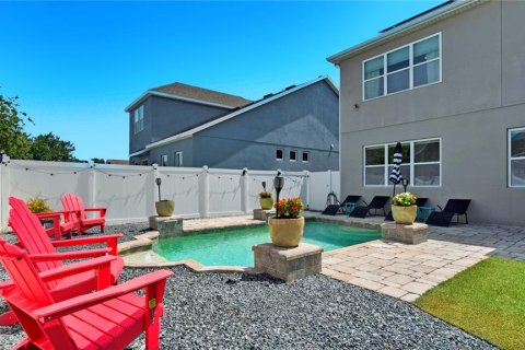 House in Tampa, Florida 4 bedrooms, 196.95 sq.m. № 2206998 - photo 12