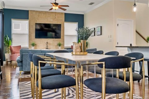 House in Tampa, Florida 4 bedrooms, 196.95 sq.m. № 2206998 - photo 20