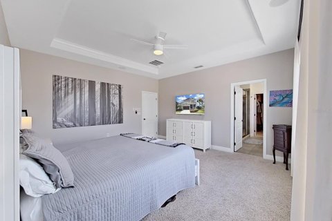 House in Tampa, Florida 4 bedrooms, 196.95 sq.m. № 2206998 - photo 28