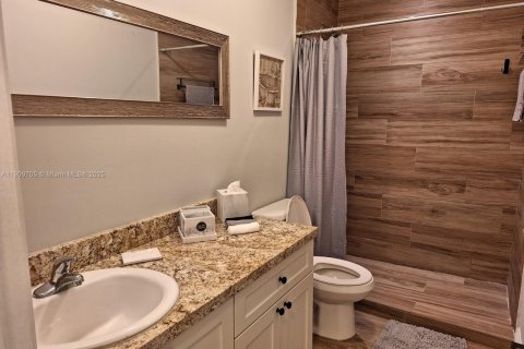 House in Miami Gardens, Florida 4 bedrooms, 160.26 sq.m. № 1965379 - photo 30