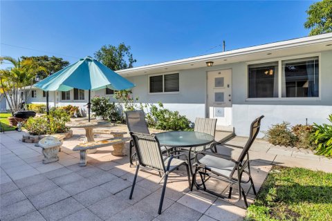 Condo in Hollywood, Florida, 1 bedroom  № 1487060 - photo 3