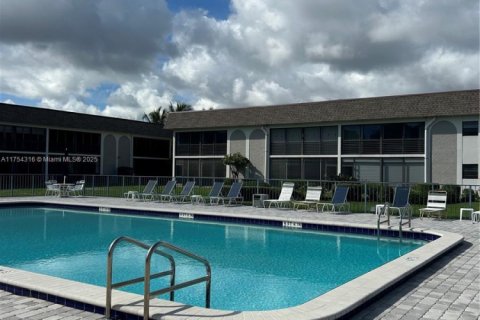 Снять в аренду кондоминиум в Юпитер, Флорида 2 спальни, 98.76м2, № 1958925 - фото 26