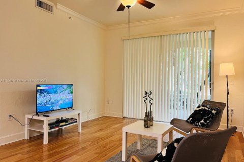 Condominio en venta en Boynton Beach, Florida, 1 dormitorio, 69.12 m2 № 1860510 - foto 9