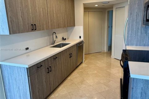 Condominio en alquiler en Aventura, Florida, 2 dormitorios, 199.74 m2 № 2054474 - foto 9