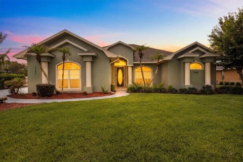 House in Lakeland, Florida 4 bedrooms, 222.22 sq.m. № 2091719