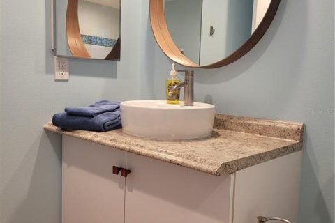 Condominio en alquiler en Tierra Verde, Florida, 1 dormitorio, 61.78 m2 № 1545209 - foto 12