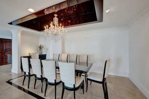 Condo in Highland Beach, Florida, 4 bedrooms  № 2189879 - photo 22