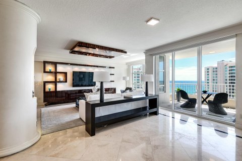 Condo in Highland Beach, Florida, 4 bedrooms  № 2189879 - photo 13