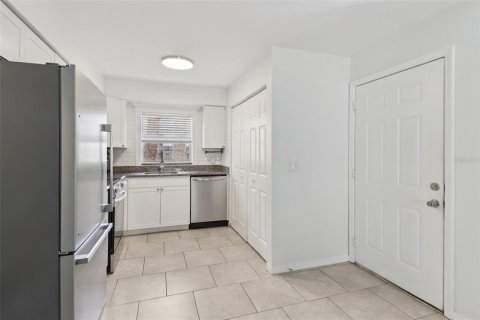 House in Ormond Beach, Florida 2 bedrooms, 97.73 sq.m. № 1827086 - photo 10