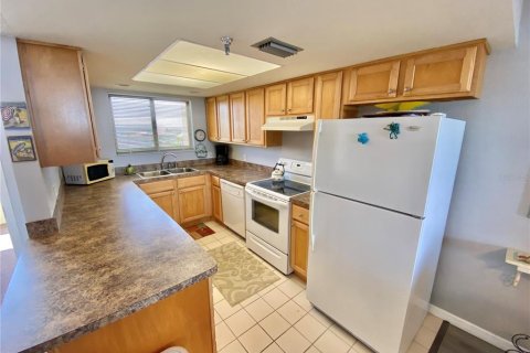 Condominio en alquiler en Hudson, Florida, 2 dormitorios, 88.26 m2 № 479225 - foto 4