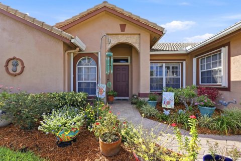 House in Boynton Beach, Florida 3 bedrooms, 191.47 sq.m. № 2391769 - photo 4