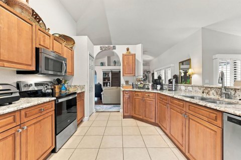 House in Boynton Beach, Florida 3 bedrooms, 191.47 sq.m. № 2391769 - photo 14