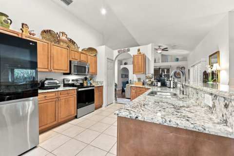 House in Boynton Beach, Florida 3 bedrooms, 191.47 sq.m. № 2391769 - photo 15