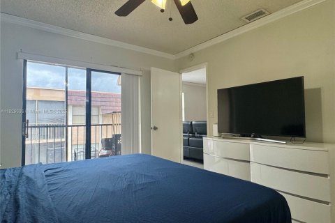 Condominio en venta en Miami, Florida, 2 dormitorios, 69.68 m2 № 1955206 - foto 11