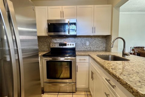 Condominio en venta en Miami, Florida, 2 dormitorios, 69.68 m2 № 1955206 - foto 7