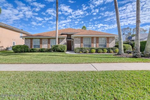 House in Jacksonville, Florida 4 bedrooms, 194.07 sq.m. № 868042 - photo 1
