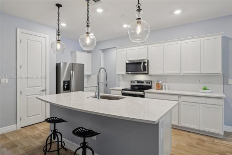 Townhouse in Plantation, Florida 3 bedrooms, 151.15 sq.m. № 1809133 - photo 8