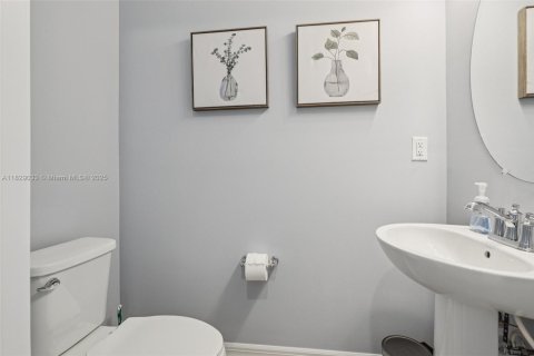 Townhouse in Plantation, Florida 3 bedrooms, 151.15 sq.m. № 1809133 - photo 16