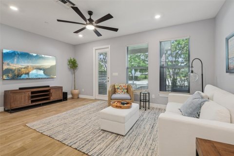 Townhouse in Plantation, Florida 3 bedrooms, 151.15 sq.m. № 1809133 - photo 2