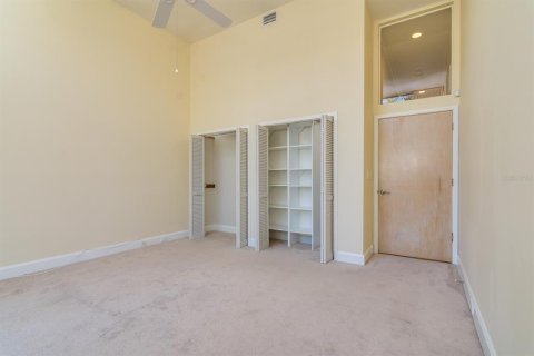 Condo in Tampa, Florida, 3 bedrooms  № 1810737 - photo 19