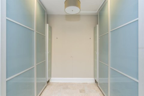 Condo in Tampa, Florida, 3 bedrooms  № 1810737 - photo 15