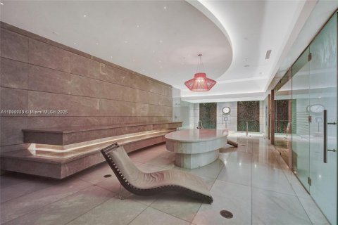 Снять в аренду кондоминиум в Майами, Флорида 2 спальни, 95.5м2, № 1944890 - фото 22