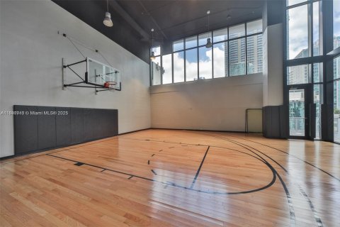 Снять в аренду кондоминиум в Майами, Флорида 2 спальни, 95.5м2, № 1944890 - фото 21