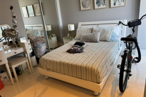 Снять в аренду кондоминиум в Авентура, Флорида 2 спальни, 109.72м2, № 1991146 - фото 25