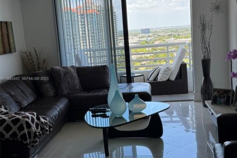 Снять в аренду кондоминиум в Авентура, Флорида 2 спальни, 109.72м2, № 1991146 - фото 19