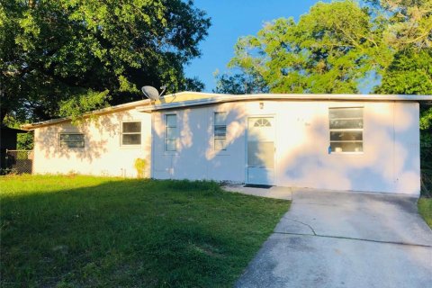 Casa en alquiler en Orange Park, Florida, 4 dormitorios, 105.26 m2 № 1797216 - foto 1