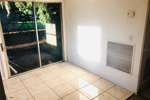 Casa en alquiler en Orange Park, Florida, 4 dormitorios, 105.26 m2 № 1797216 - foto 4