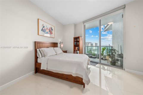 Condo in Miami, Florida, 3 bedrooms  № 2186702 - photo 20