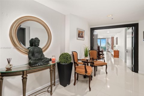 Condo in Miami, Florida, 3 bedrooms  № 2186702 - photo 7