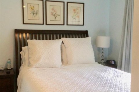 Condo in Pompano Beach, Florida, 2 bedrooms № 2245785 - photo 15