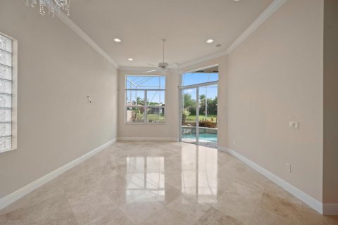 House in Wellington, Florida 2 bedrooms, 207.08 sq.m. № 2177545 - photo 10