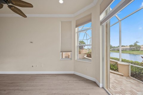 House in Wellington, Florida 2 bedrooms, 207.08 sq.m. № 2177545 - photo 17