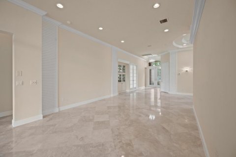 House in Wellington, Florida 2 bedrooms, 207.08 sq.m. № 2177545 - photo 14