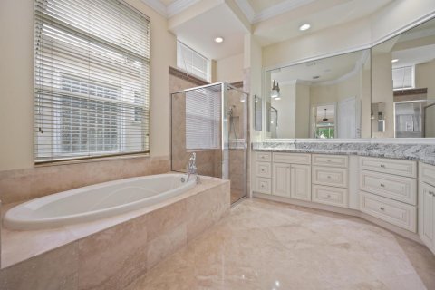 House in Wellington, Florida 2 bedrooms, 207.08 sq.m. № 2177545 - photo 20