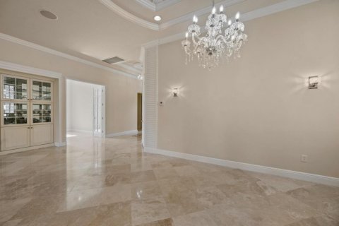 House in Wellington, Florida 2 bedrooms, 207.08 sq.m. № 2177545 - photo 7
