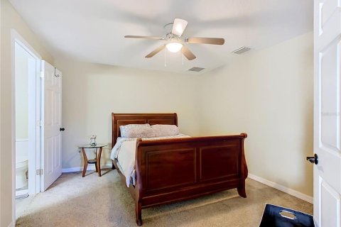 House in Haines City, Florida 3 bedrooms, 166.95 sq.m. № 2390792 - photo 23