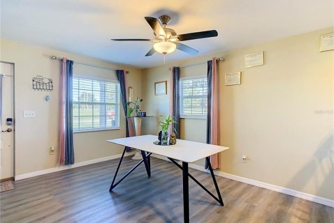 House in Haines City, Florida 3 bedrooms, 166.95 sq.m. № 2390792 - photo 6