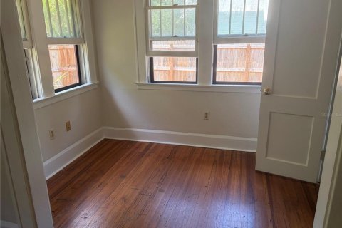 House in Sarasota, Florida 2 bedrooms, 84.08 sq.m. № 2234878 - photo 7