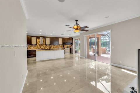 Villa ou maison à louer à Weston, Floride: 4 chambres, 261.52 m2 № 1996289 - photo 20