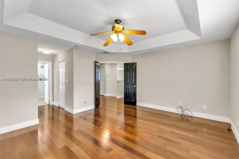 Villa ou maison à louer à Weston, Floride: 4 chambres, 261.52 m2 № 1996289 - photo 28