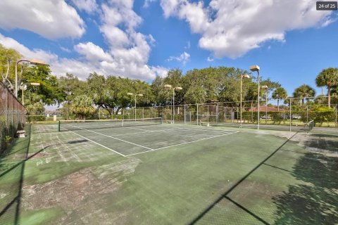 Condo in Lauderhill, Florida, 1 bedroom  № 2014839 - photo 20