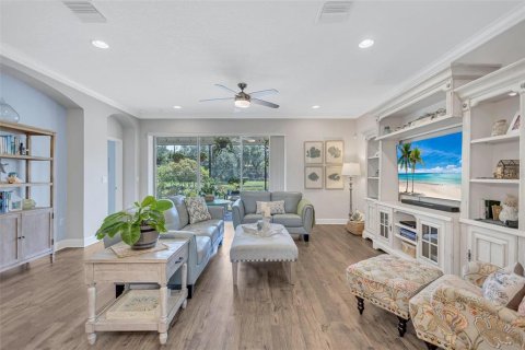 Villa ou maison à vendre à Fish Hawk, Floride: 4 chambres, 222.5 m2 № 1866583 - photo 13