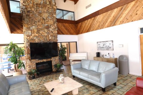 Condo in Margate, Florida, 2 bedrooms № 2083251 - photo 18