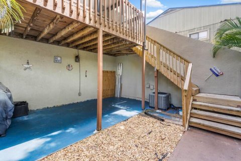 Condo in Boynton Beach, Florida, 2 bedrooms № 2254516 - photo 2