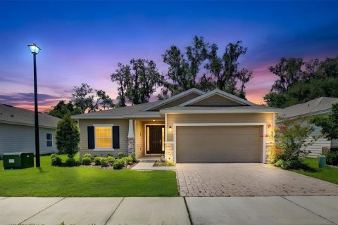 Casa en Newberry, Florida 3 dormitorios, 167.22 m2 № 2315002