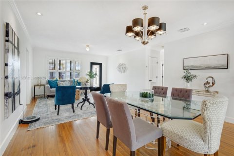 Villa ou maison à louer à Miami, Floride: 4 chambres, 204.38 m2 № 2431283 - photo 5